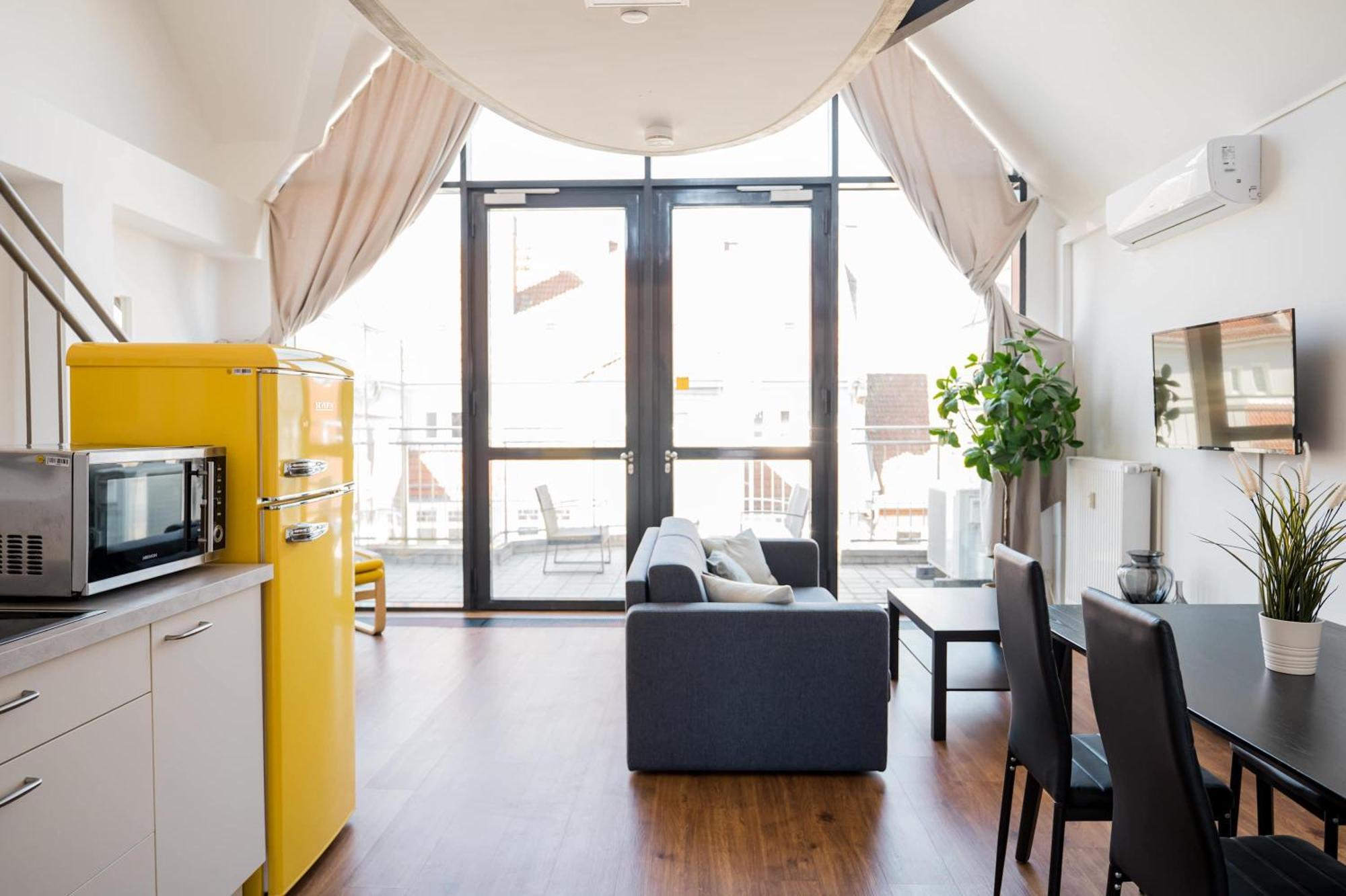 Ferienwohnung Fantastic Loft With Balcony Berlin Exterior foto